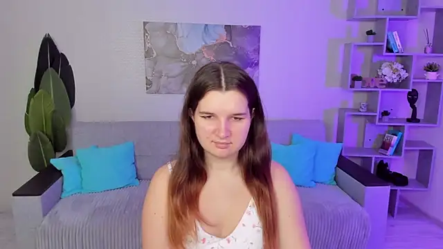 BonneyLove online show from September 10, 2025, 5:23 pm