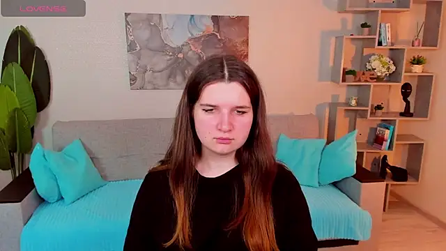 BonneyLove online show from November 21, 2025, 8:30 pm