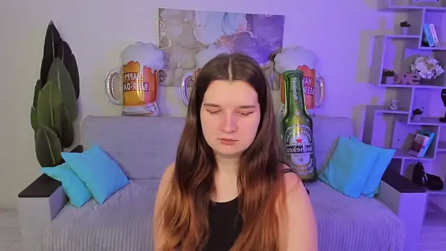 BonneyLove online show from September 25, 2025, 5:30 pm