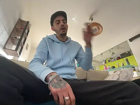 Rebeu313 online show from February 11, 2025, 12:47 pm