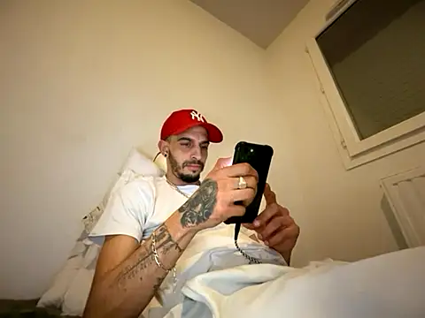 Rebeu313 online show from November 29, 2025, 6:41 pm