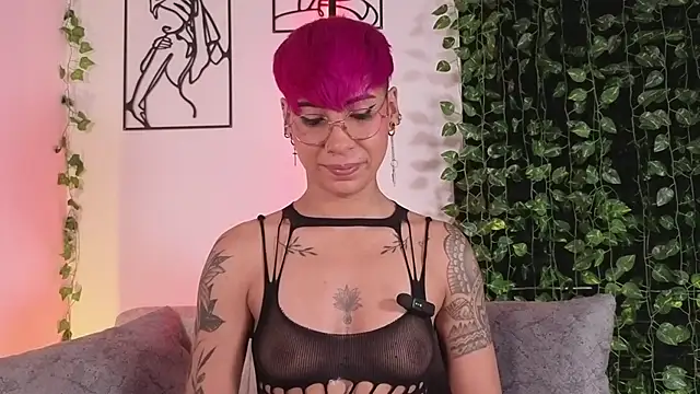 MiaMorgan  online show from January 14, 2026, 1:59 pm