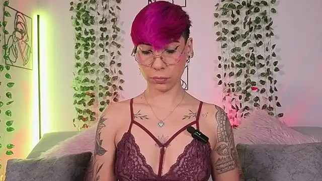 MiaMorgan  online show from April 15, 2026, 2:10 pm