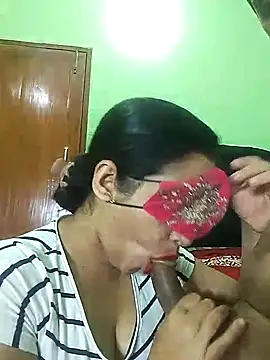 Taniya07 online show from March 6, 2025, 9:09 pm