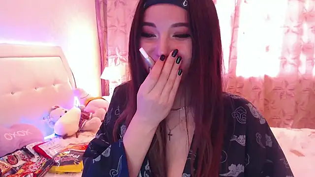 lilianbee online show from July 8, 2026, 5:52 am