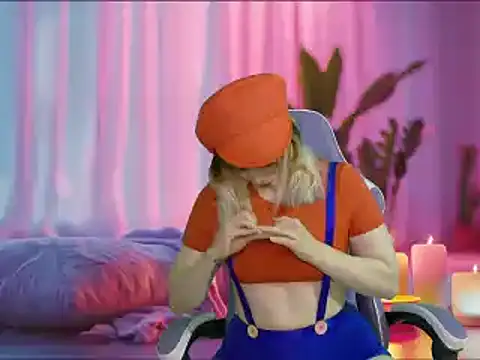 Snapshot of Dolce--Mia---Bianchi__07 chatting on March 10, 2025, 7:44 am Dolce--Mia---Bianchi 07 online show from March 10, 2025, 7:44 am