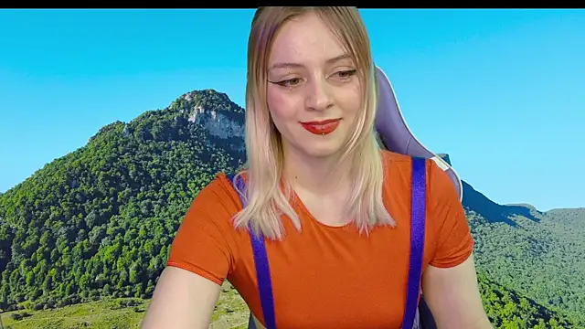 Snapshot of Dolce--Mia---Bianchi__07 chatting on March 10, 2025, 10:50 am Dolce--Mia---Bianchi 07 online show from March 10, 2025, 10:50 am