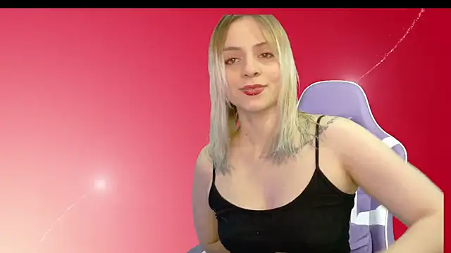 Snapshot of Dolce--Mia---Bianchi__07 chatting on February 16, 2025, 3:15 am Dolce--Mia---Bianchi 07 online show from February 16, 2025, 3:15 am