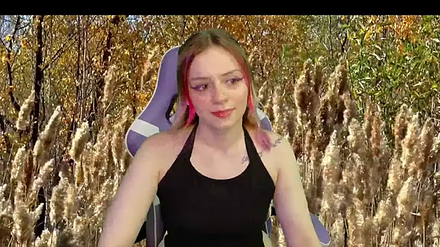 Snapshot of Dolce--Mia---Bianchi__07 chatting on February 27, 2025, 7:30 am Dolce--Mia---Bianchi 07 online show from February 27, 2025, 7:30 am