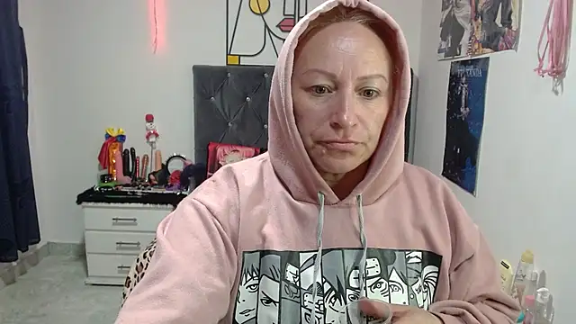 Snapshot of emperabigbootybigass chatting on May 13, 2026, 12:23 pm emperabigbootybigass online show from May 13, 2026, 12:23 pm