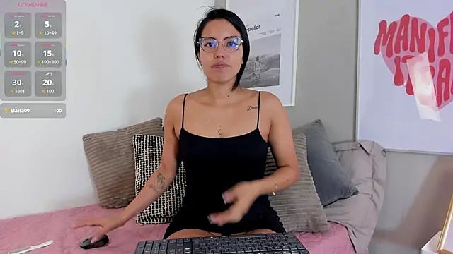 Snapshot of Lilith_dh chatting on September 29, 2025, 10:11 am Lilith dh online show from September 29, 2025, 10:11 am