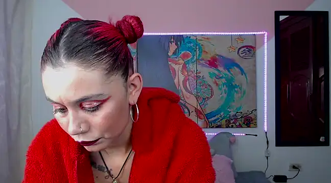 Misskinkydirty97 online show from December 11, 2024, 12:12 am