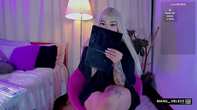 Manu Velez online show from December 16, 2025, 6:17 am