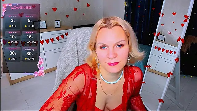 Snapshot of Louisa_Bay chatting on February 13, 2025, 11:06 am Louisa Bay online show from February 13, 2025, 11:06 am