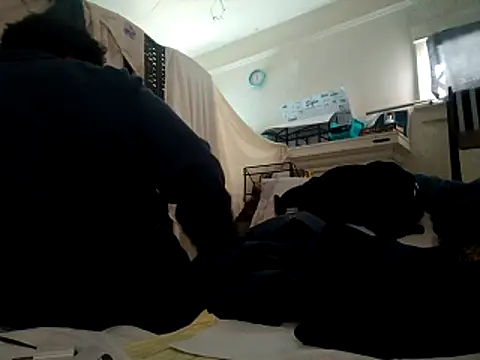 DevinToore online show from November 18, 2025, 8:01 pm