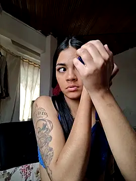 kihara candy69 online show from November 19, 2025, 5:02 pm