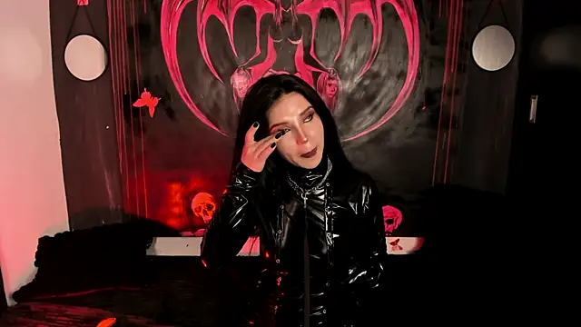 Kylie-fox online show from April 11, 2026, 7:45 am