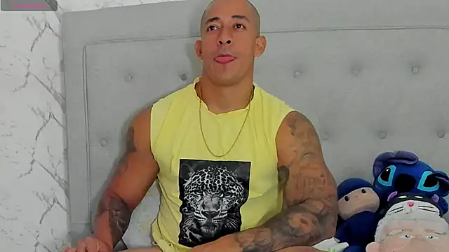 Snapshot of luigiferrara chatting on May 12, 2026, 8:48 pm luigiferrara online show from May 12, 2026, 8:48 pm