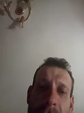 Snapshot of DonCristian chatting on January 9, 2026, 4:52 am DonCristian online show from January 9, 2026, 4:52 am