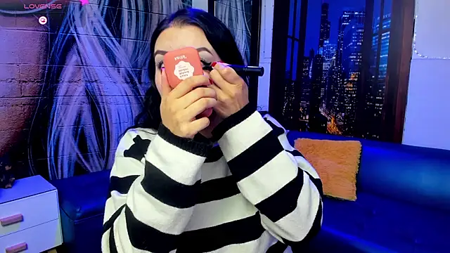 Violetaa diazz online show from February 14, 2025, 9:10 pm