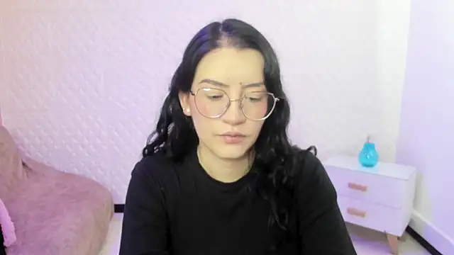 Violetaa diazz online show from September 27, 2025, 9:10 pm