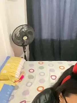 ANYLU19 online show from September 13, 2025, 3:28 am