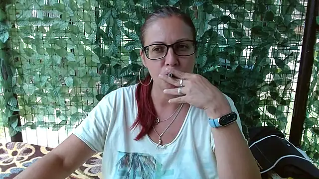 Snapshot of LadyHellene chatting on June 27, 2026, 12:55 pm LadyHellene online show from June 27, 2026, 12:55 pm