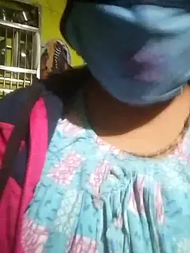 Cute-Pammi1 online show from December 15, 2024, 2:37 pm