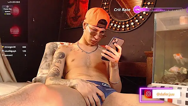 Snapshot of Godly_huan chatting on July 10, 2026, 3:34 pm Godly huan online show from July 10, 2026, 3:34 pm