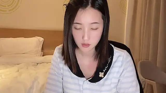 Arrebo1 online show from December 18, 2025, 2:10 pm