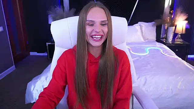 Snapshot of KiraGrayy chatting on October 3, 2025, 1:01 pm KiraGrayy online show from October 3, 2025, 1:01 pm