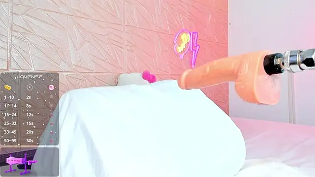 Snapshot of carollin__1 chatting on March 13, 2025, 2:55 pm carollin 1 online show from March 13, 2025, 2:55 pm