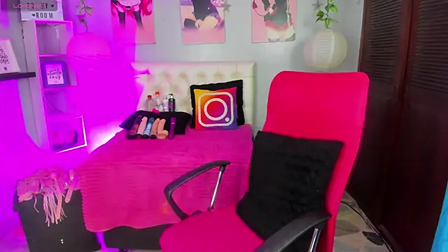 Snapshot of _Pamela_ebony chatting on November 14, 2025, 7:50 pm Pamela ebony online show from November 14, 2025, 7:50 pm