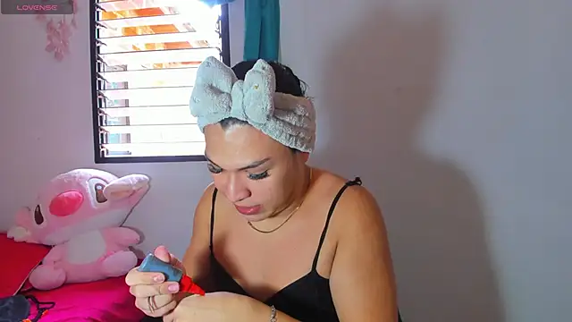 Snapshot of miavalentinaaa chatting on November 25, 2025, 5:24 pm miavalentinaaa online show from November 25, 2025, 5:24 pm