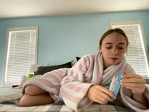 Snapshot of Maxinebabyyy chatting on September 23, 2025, 12:56 pm Maxinebabyyy online show from September 23, 2025, 12:56 pm