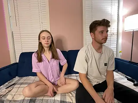 Snapshot of Maxinebabyyy chatting on March 18, 2025, 12:51 am Maxinebabyyy online show from March 18, 2025, 12:51 am