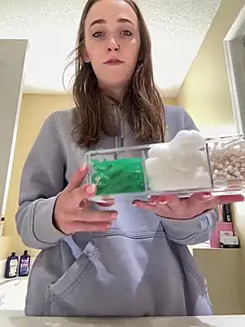 Snapshot of Maxinebabyyy chatting on March 22, 2025, 3:42 pm Maxinebabyyy online show from March 22, 2025, 3:42 pm