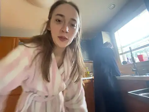 Snapshot of Maxinebabyyy chatting on March 12, 2025, 1:30 pm Maxinebabyyy online show from March 12, 2025, 1:30 pm