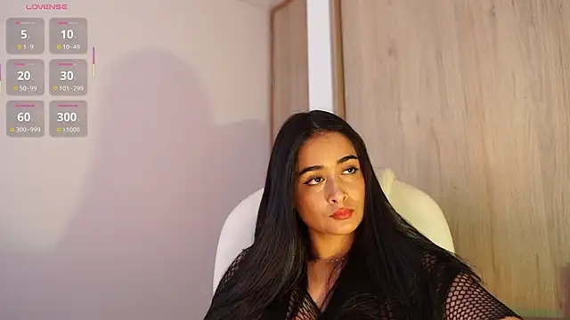 abigail adamss online show from April 19, 2026, 1:34 pm