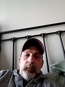 TheyCallMeSir6669 online show from January 22, 2025, 9:32 pm