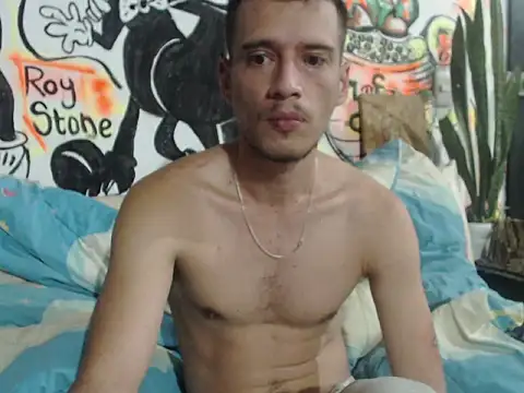 roystonee01 online show from September 9, 2025, 9:41 am