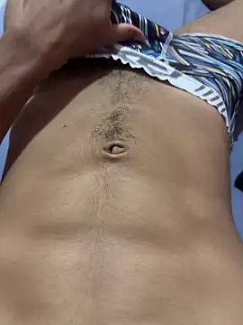 Snapshot of E_Himeros chatting on December 27, 2024, 11:21 pm E Himeros online show from December 27, 2024, 11:21 pm