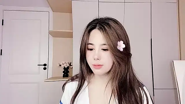 Snapshot of jiaozi-kiss chatting on March 23, 2025, 6:05 am jiaozi-kiss online show from March 23, 2025, 6:05 am