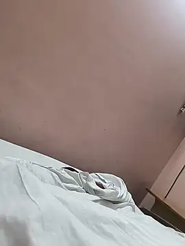 Snapshot of rana9639_1 chatting on February 17, 2025, 7:55 pm rana9639 1 online show from February 17, 2025, 7:55 pm