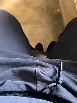 Snapshot of rana9639_1 chatting on February 11, 2025, 5:26 am rana9639 1 online show from February 11, 2025, 5:26 am