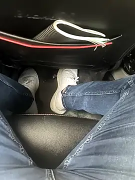 Snapshot of rana9639_1 chatting on February 3, 2025, 10:25 am rana9639 1 online show from February 3, 2025, 10:25 am