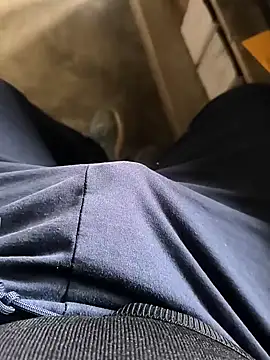 Snapshot of rana9639_1 chatting on February 20, 2025, 5:33 am rana9639 1 online show from February 20, 2025, 5:33 am