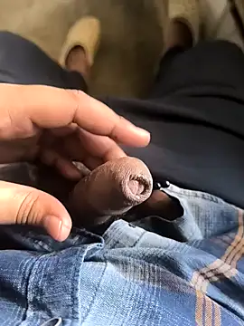 Snapshot of rana9639_1 chatting on March 10, 2025, 8:28 am rana9639 1 online show from March 10, 2025, 8:28 am