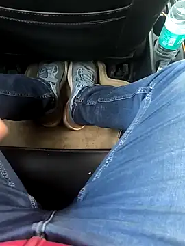 Snapshot of rana9639_1 chatting on March 6, 2025, 12:30 pm rana9639 1 online show from March 6, 2025, 12:30 pm