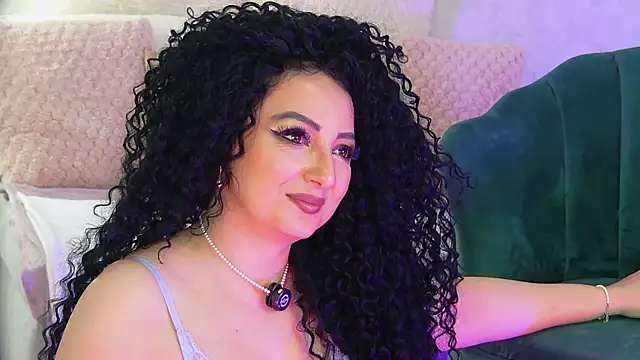 anissia teaser online show from April 9, 2026, 6:19 am